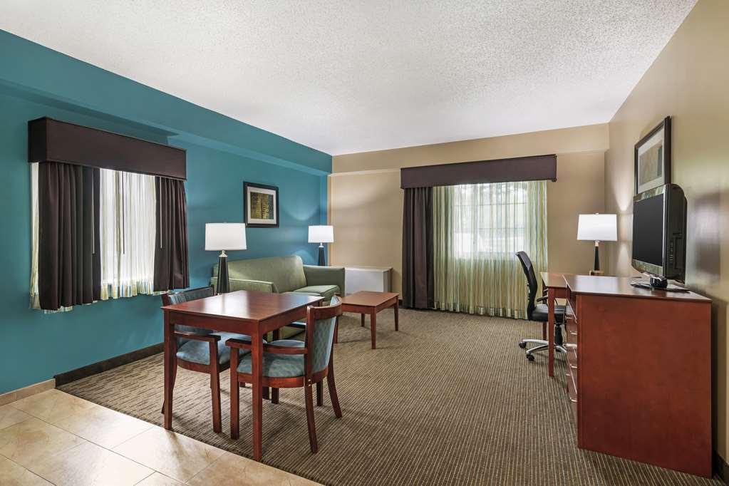 Best Western Plus Plattsburgh Quarto foto