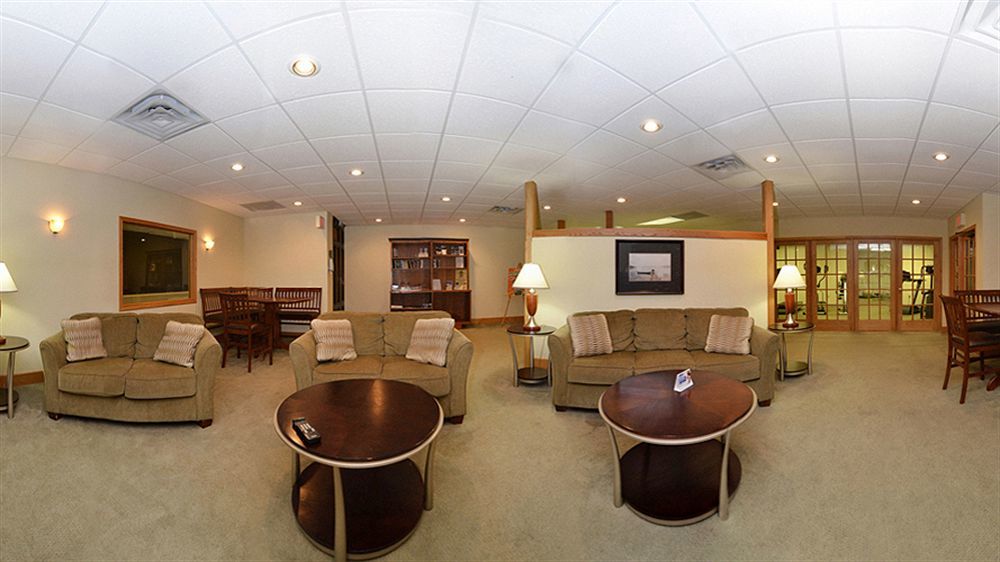 Best Western Plus Plattsburgh Exterior foto
